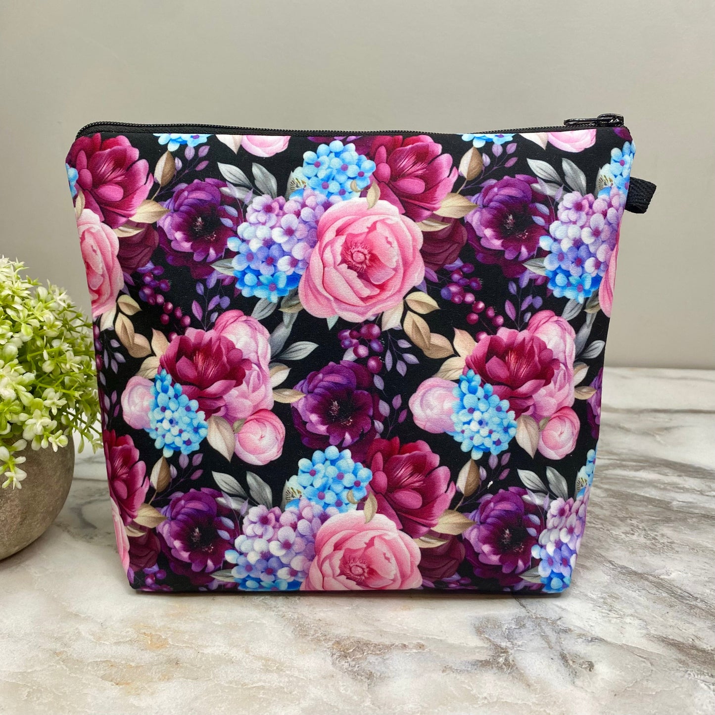 Pouch XL - Floral Purple Blue Pink